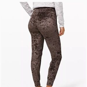 NWT! Ready to Rulu Jogger Crushed Velvet, size 4